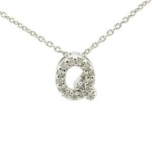 18k White Gold Love Letter "Q" Diamond Necklace
